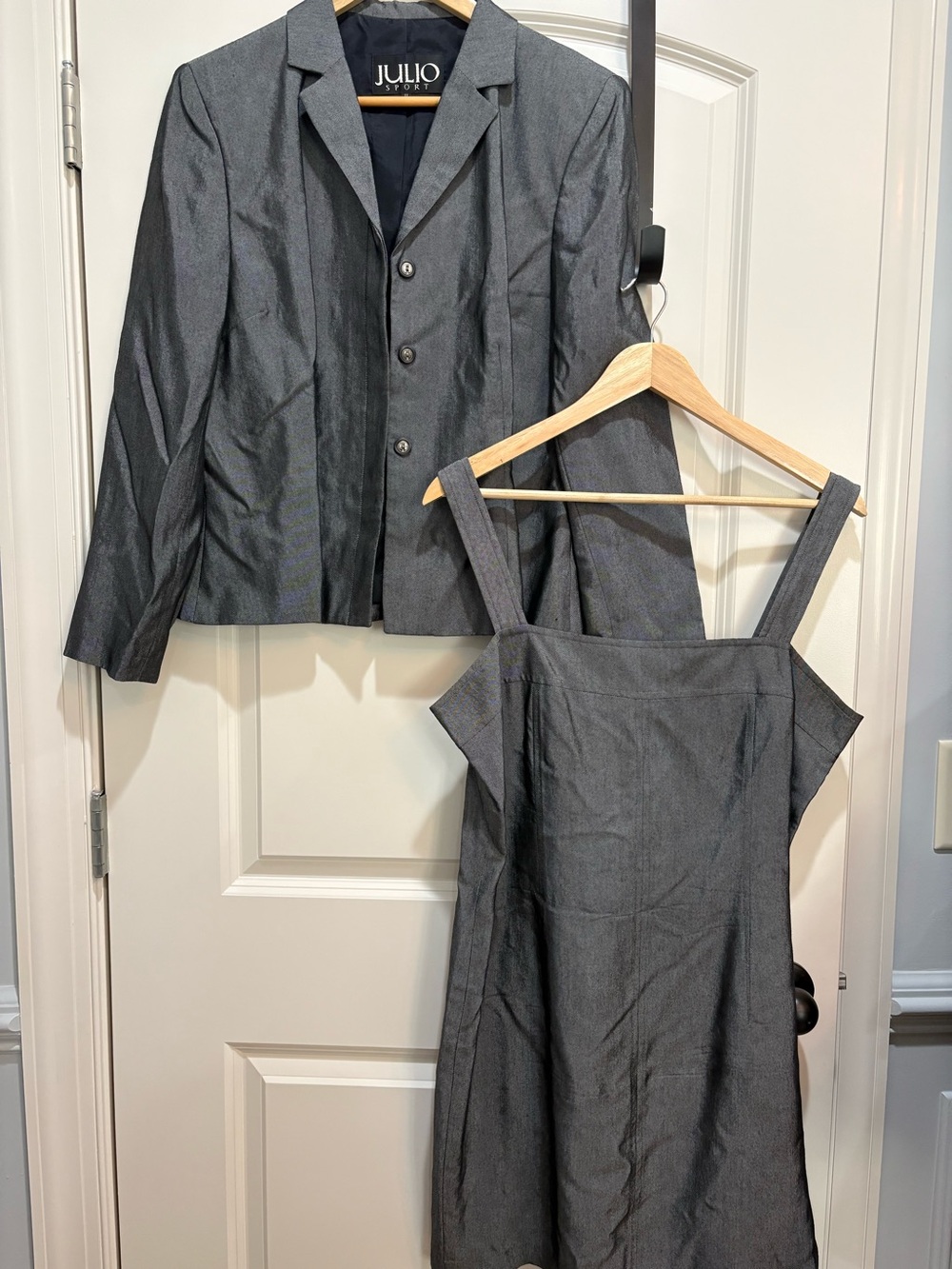 Vintage Y2K Julio Sport Shimmer Gray 2-Piece Dress Suit Set - Model 599-151
